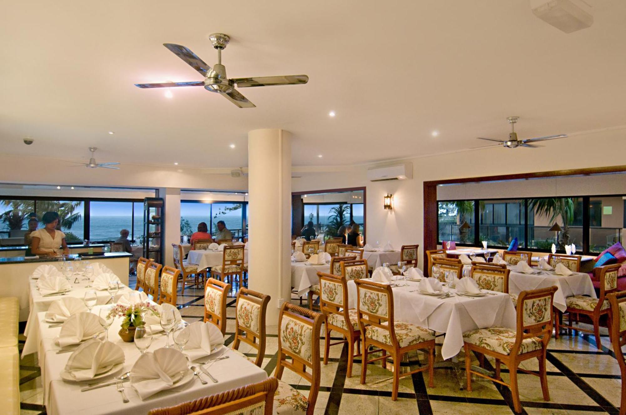 Clubb Coolum Beach Resort Sunshine Coast Εξωτερικό φωτογραφία