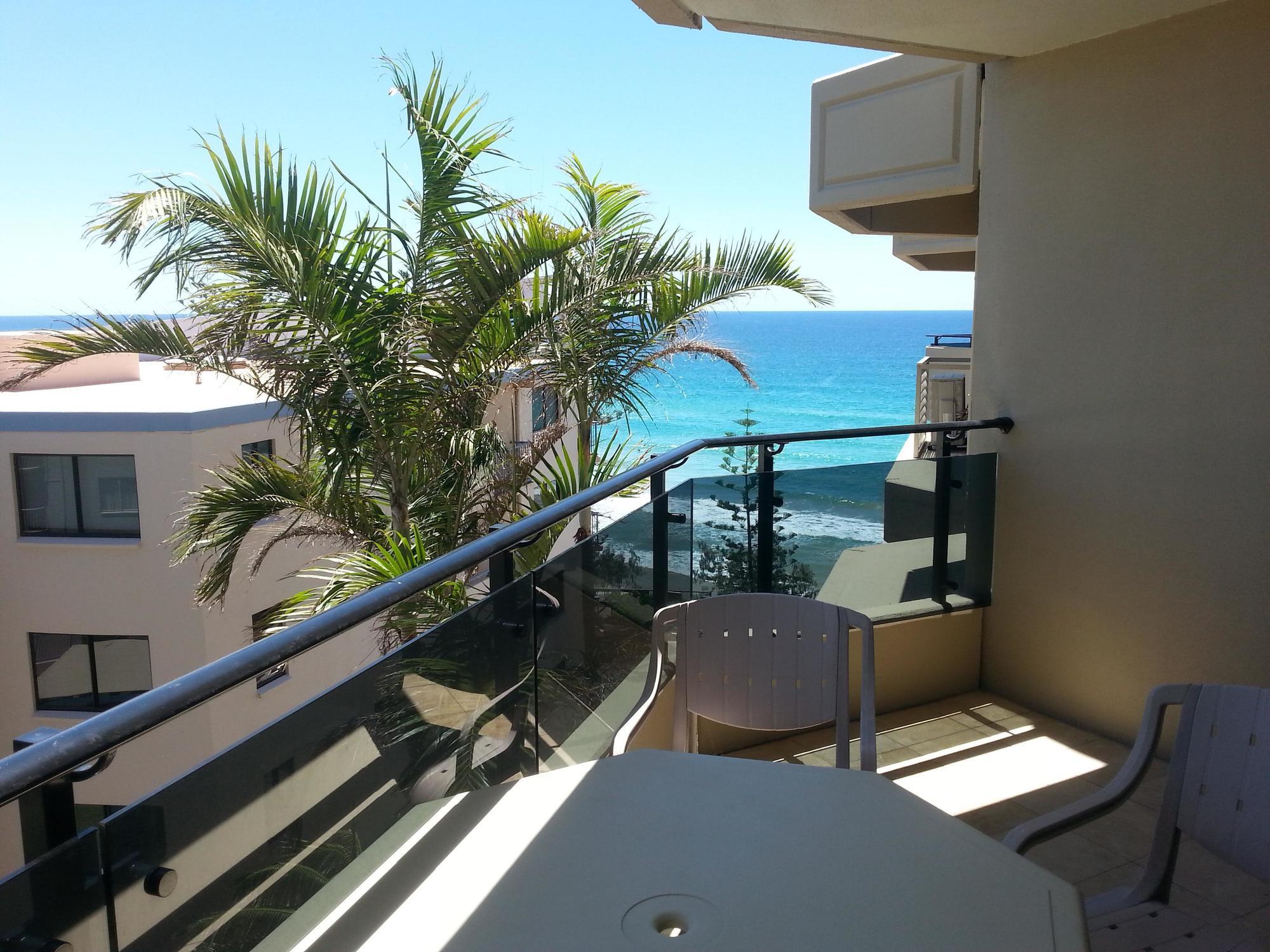 Clubb Coolum Beach Resort Sunshine Coast Εξωτερικό φωτογραφία
